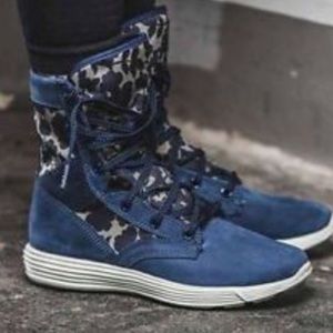 Nike lunaracer shoes